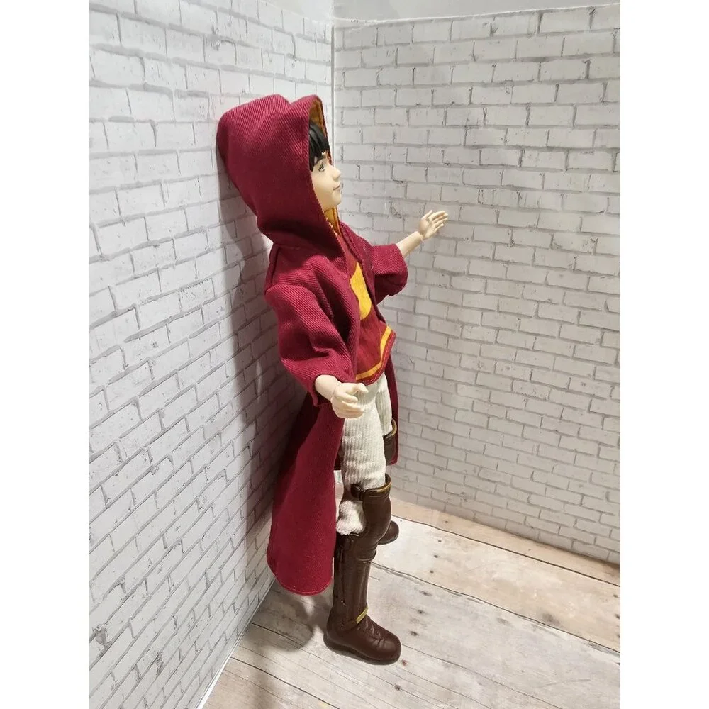 Mattel Wizarding World of Harry Potter Quidditch Articulated Action Fashion Doll - Picture 3 of 5